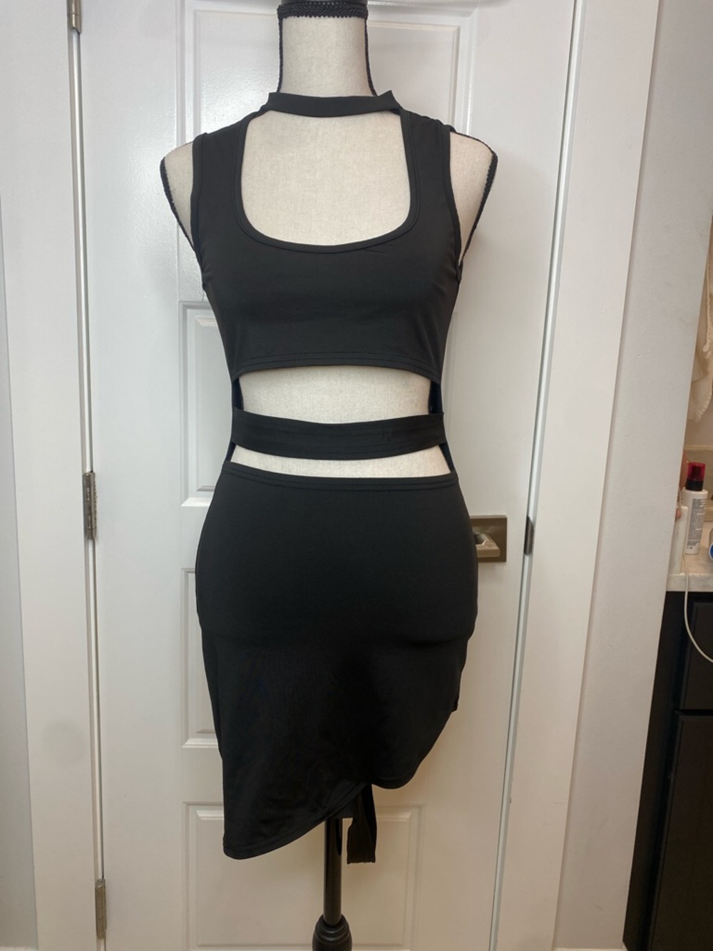 Black Cutout Bodycon Dress